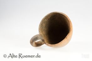 Keramikgefäß der Lausitzer-Kultur - Tasse