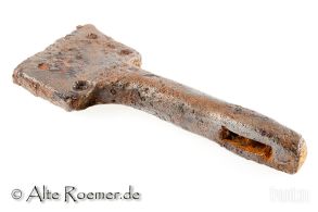 Mittelalterlicher großer Schlüssel aus Eisen