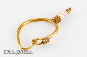 Buy Roman gold earring