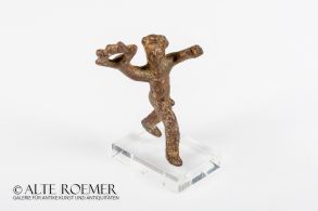 Publizierte koptische Bronzefigur eines Mannes mit Kranz