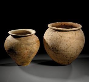Buy Roman clay pots from the Rhineland
