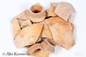 Gemischte Gruppe antiker Scherben