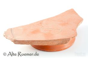 Terra Sigillata Boden mit Stempel CRACVNA