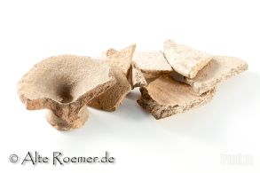 Gruppe antiker gemischter Scherben