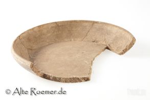 römischer Teller, hochwandig