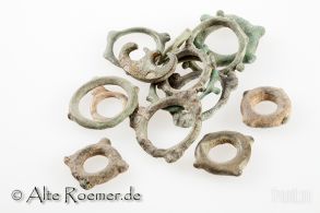 Protogeld in Ringform, diverse Ausprägungen