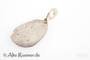 schlichter römischer Silberohrring oder Pendant