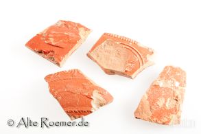 Gruppe von 4 Terra Sigillata-Scherben