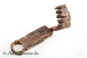 großer römischer Schlüssel aus Eisen
