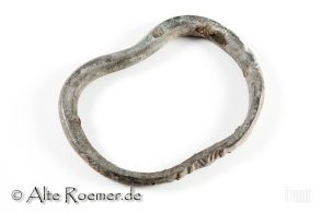 Griechischer oder Kuschana-Armreif aus Bronze