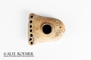 Publizierte byzantinische Öllampe aus der Sammlung Steve Adler