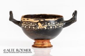 Perfectly preserved Gnathia ware skyphos