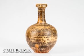 Large Hellenistic bottle from Apulia