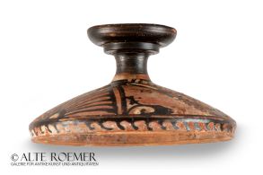 Perfectly preserved lid of a red figure apulian lekanis