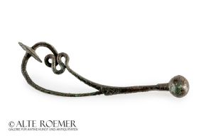 Hattatt collection Villanova brooch