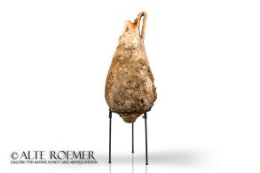 Roman amphora with nice sea encrustation