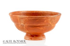 Roman Terra Sigillata bowl with potters' mark OF AVILLI from the Rhineland