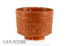 Large impressive Terra Sigillata beaker with relief decoration