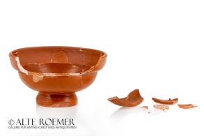 Roman Terra Sigillata bowl with potters' mark from the Rhineland