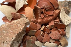 Roman potsherds and mosaic fragment from the Rhineland