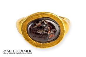 Roman gold ring with intaglio