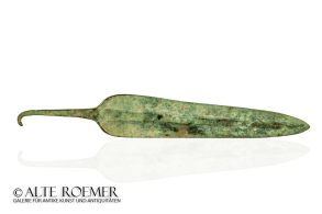 Luristan bronze dagger