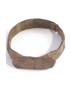 Römischer Ring aus Bronze (C)