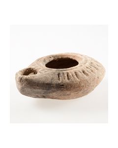 Spätrömische Öllampe aus dem Süden Israels mit Stempel