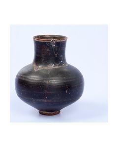 dekorierte Terra Nigra Flasche