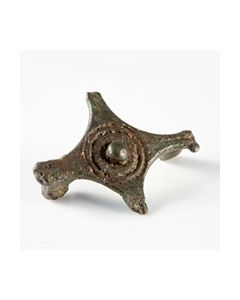 Verzierte römische Brosche aus Bronze