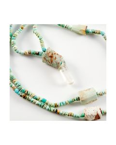 Kette aus ägyptischen Fayenceperlen