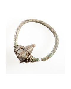 Römischer Bronzeohrring