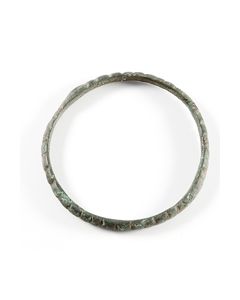 Griechischer oder Kuschana-Armreif aus Bronze