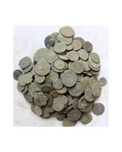 200 ungereinigte römische Münzen - mittlere Erhaltung