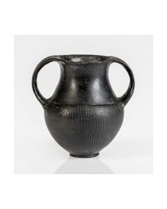Etruskische Bucchero Amphore aus Tarquinia